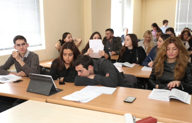საინტერესო და ინოვაციური ლექცია-სემინარები აღმოსავლეთ ევროპის უნივერსიტეტში