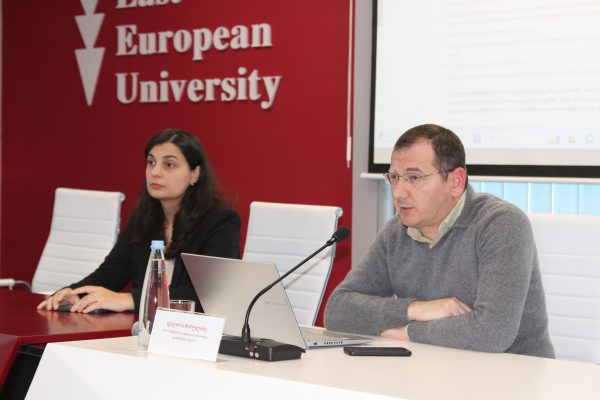 აღმოსავლეთ ევროპის უნივერსიტეტში (EEU) სტუდენტთა ინიციატივების წახალისებისა და კვლევითი აქტივობების შესახებ საინფორმაციო შეხვედრა გაიმართა